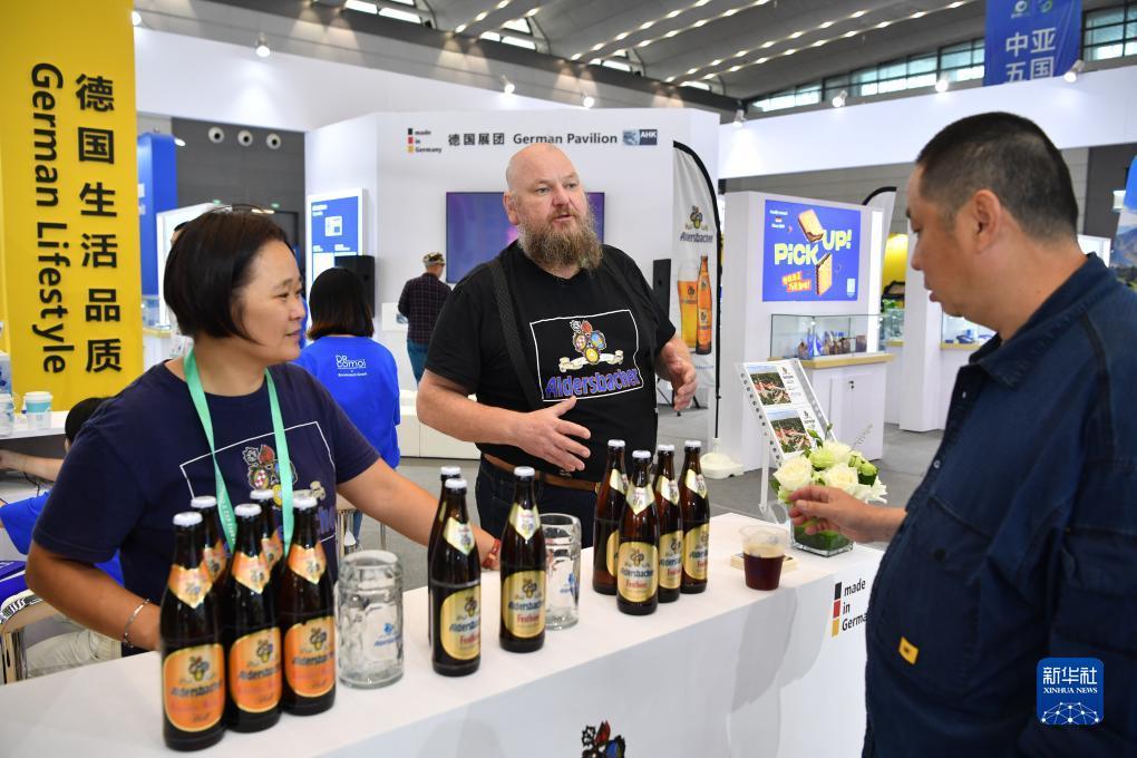 集结号游戏中心充值版